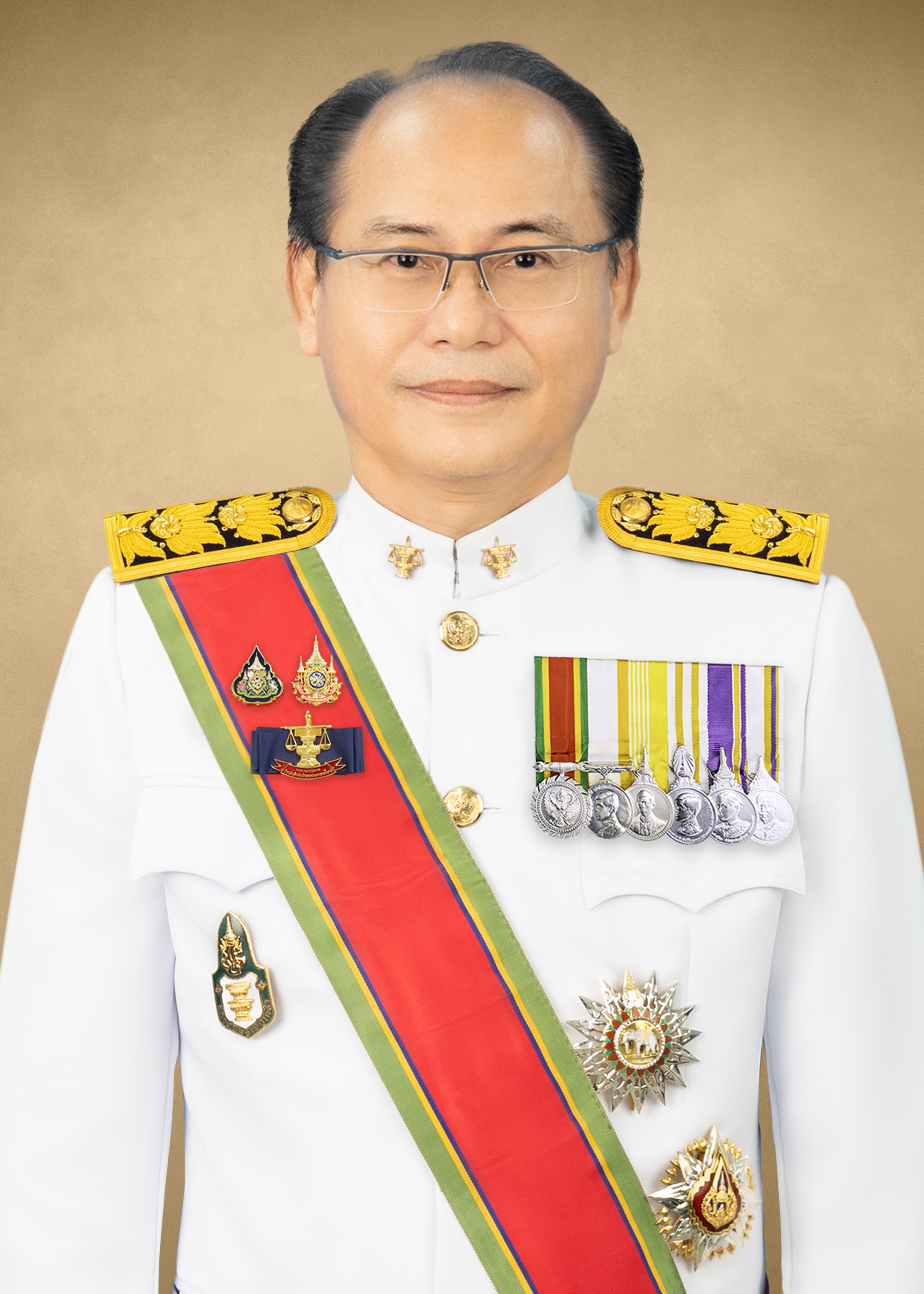 นายภัทรวิทย์  อบสุวรรณ