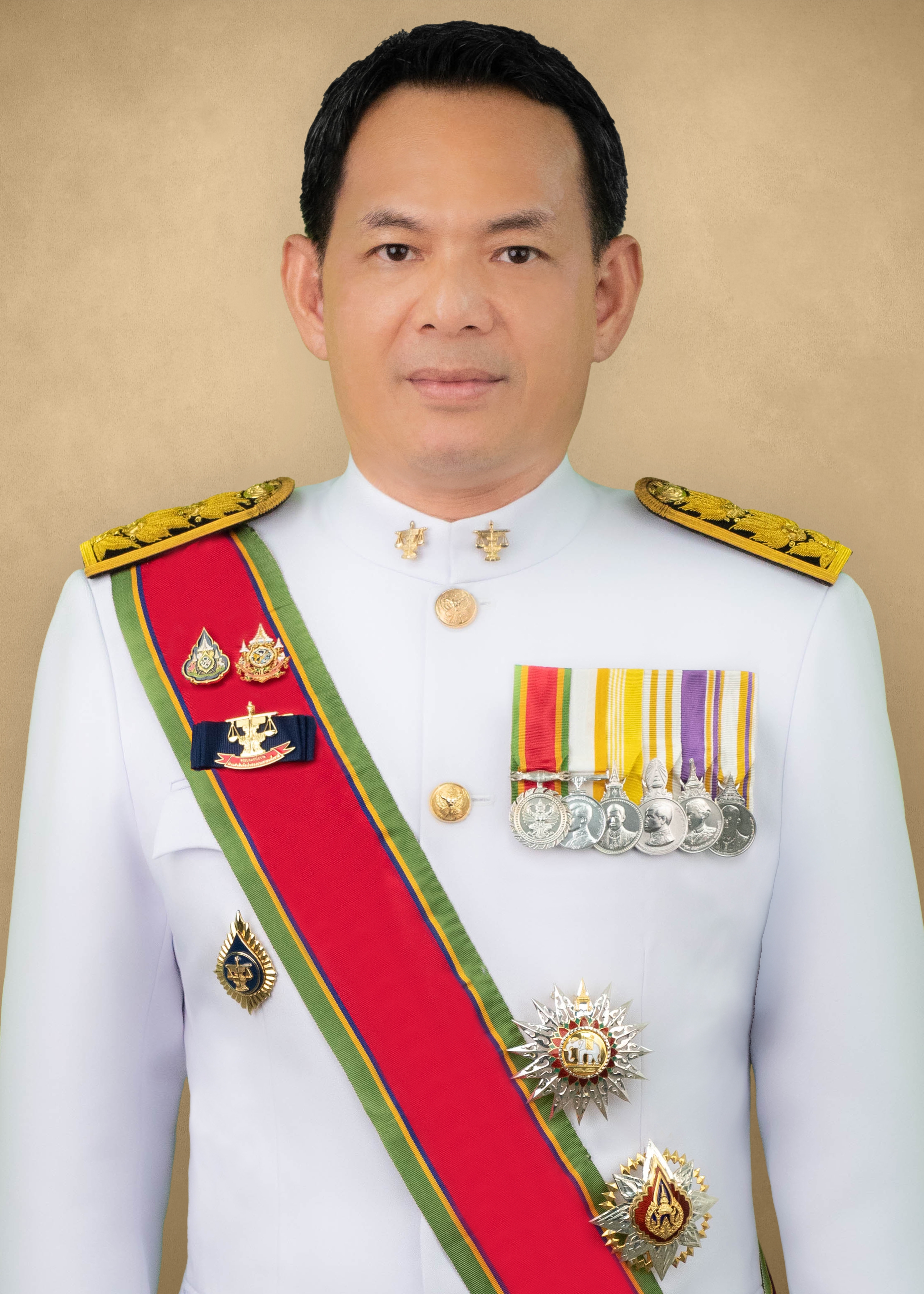 Mr.Khanaphot	Hongsawarangkool