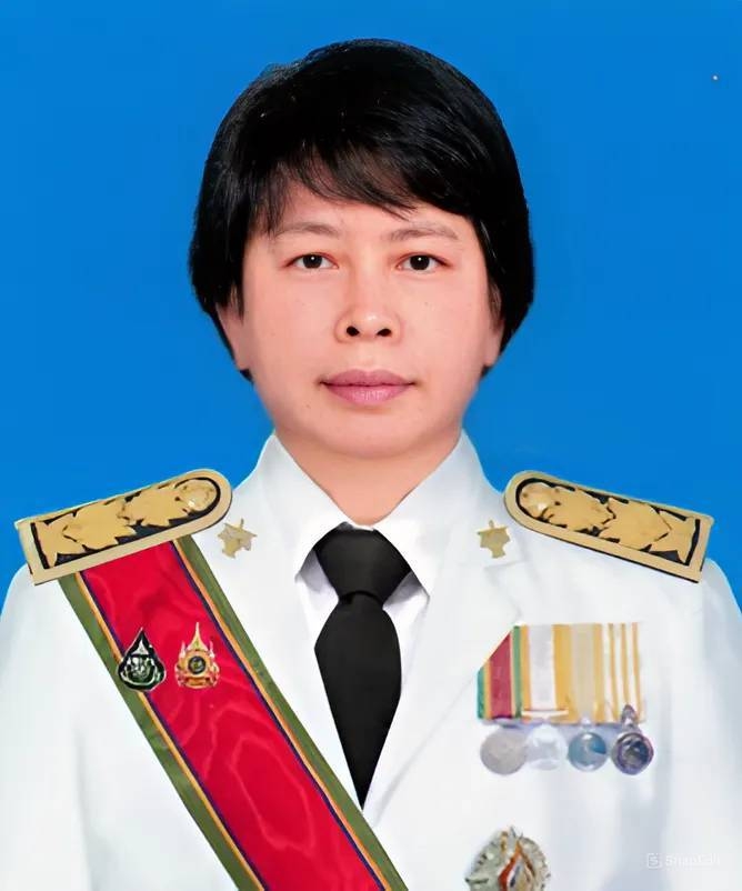 Mrs Vanvisa  Puangmalai