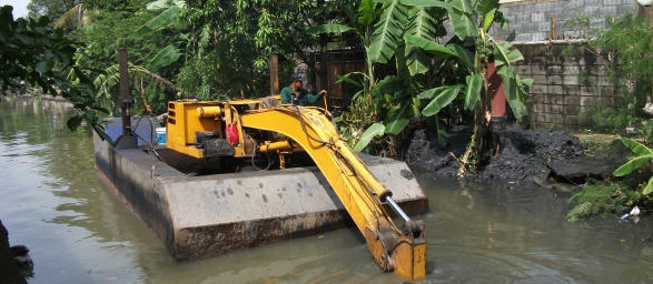 จัดจ้างขุดลอกลำน้ำ