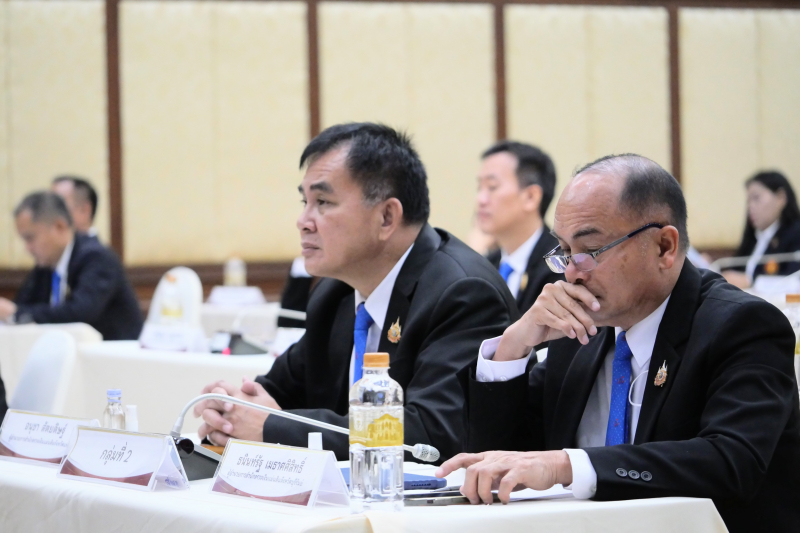 พิธีรับพระราชทานเครื่องราชอิสริยาภรณ์ ประจำปี 2560