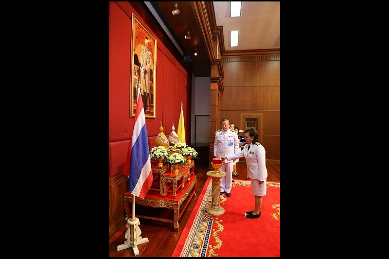 พิธีรับพระราชทานเครื่องราชอิสริยาภรณ์ ประจำปี 2560