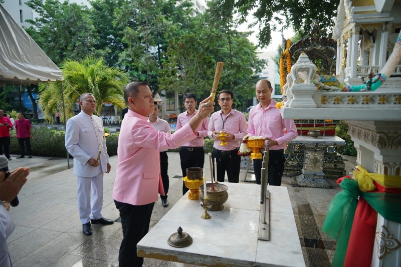 พิธีบวงสรวงเนื่องในวันคล้ายวันสถาปนา สำนักงานการตรวจเงินแผ่นดิน ครบรอบ 104 ปี