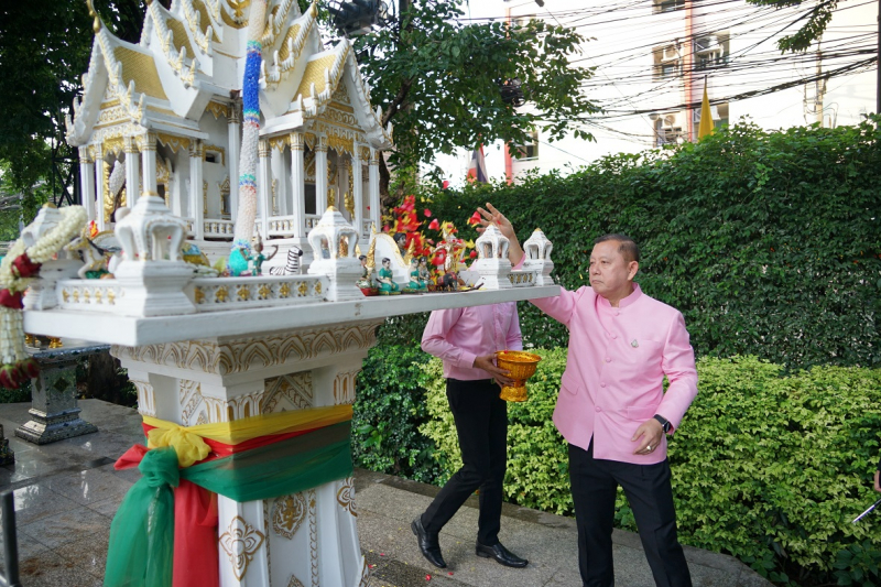 พิธีบวงสรวงเนื่องในวันคล้ายวันสถาปนา สำนักงานการตรวจเงินแผ่นดิน ครบรอบ 104 ปี