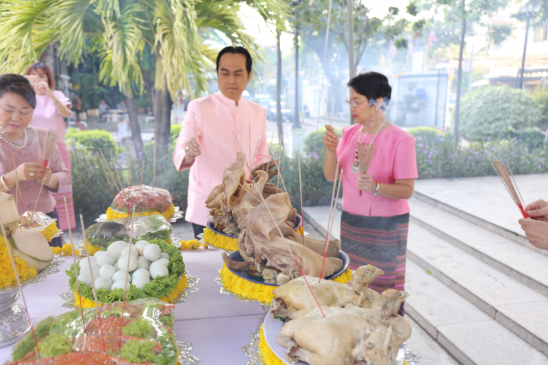 พิธีบวงสรวงเนื่องในวันคล้ายวันสถาปนา สำนักงานการตรวจเงินแผ่นดิน ครบรอบ 104 ปี