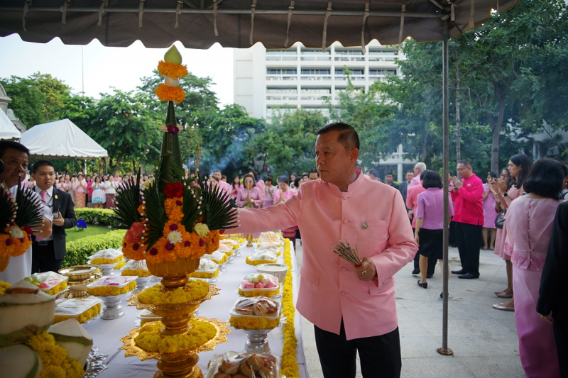 พิธีบวงสรวงเนื่องในวันคล้ายวันสถาปนา สำนักงานการตรวจเงินแผ่นดิน ครบรอบ 104 ปี