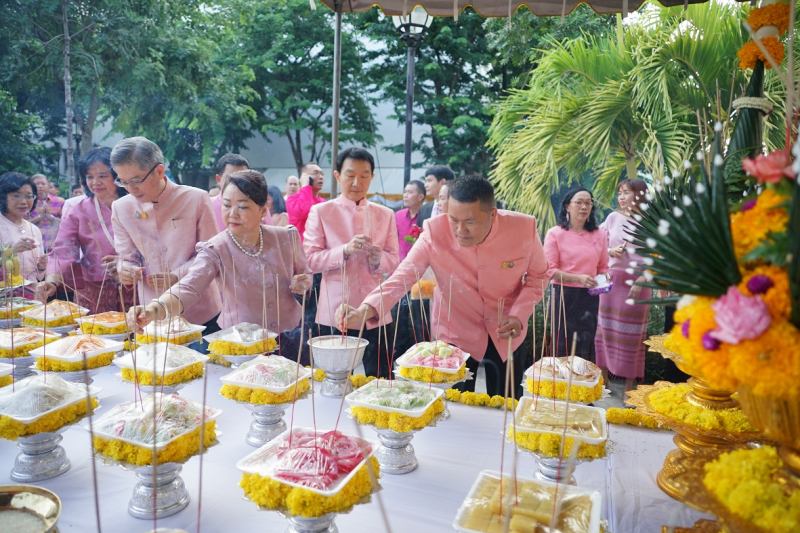 พิธีบวงสรวงเนื่องในวันคล้ายวันสถาปนา สำนักงานการตรวจเงินแผ่นดิน ครบรอบ 104 ปี
