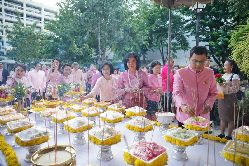 พิธีบวงสรวงเนื่องในวันคล้ายวันสถาปนา สำนักงานการตรวจเงินแผ่นดิน ครบรอบ 104 ปี