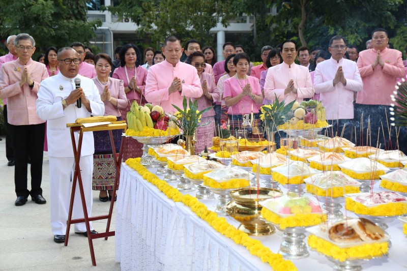 พิธีบวงสรวงเนื่องในวันคล้ายวันสถาปนา สำนักงานการตรวจเงินแผ่นดิน ครบรอบ 104 ปี