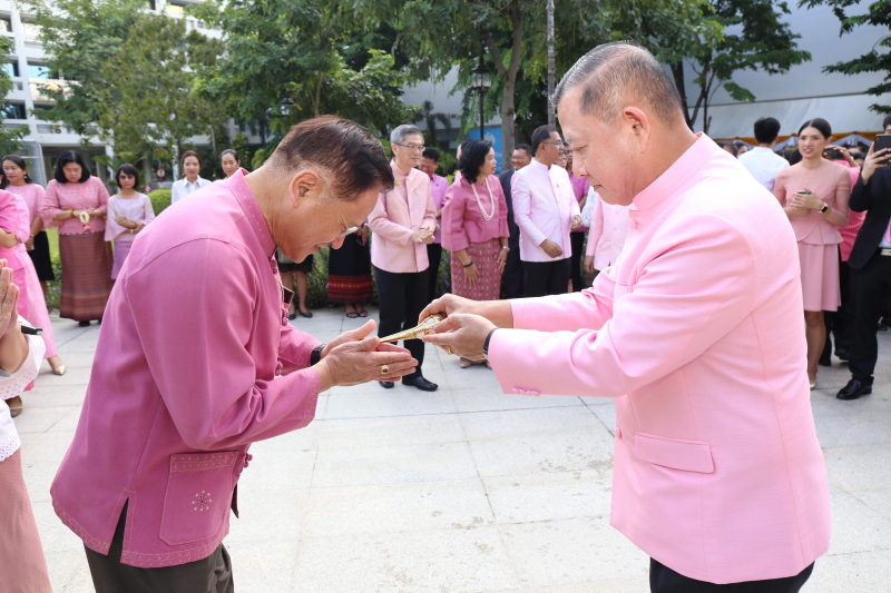 พิธีบวงสรวงเนื่องในวันคล้ายวันสถาปนา สำนักงานการตรวจเงินแผ่นดิน ครบรอบ 104 ปี