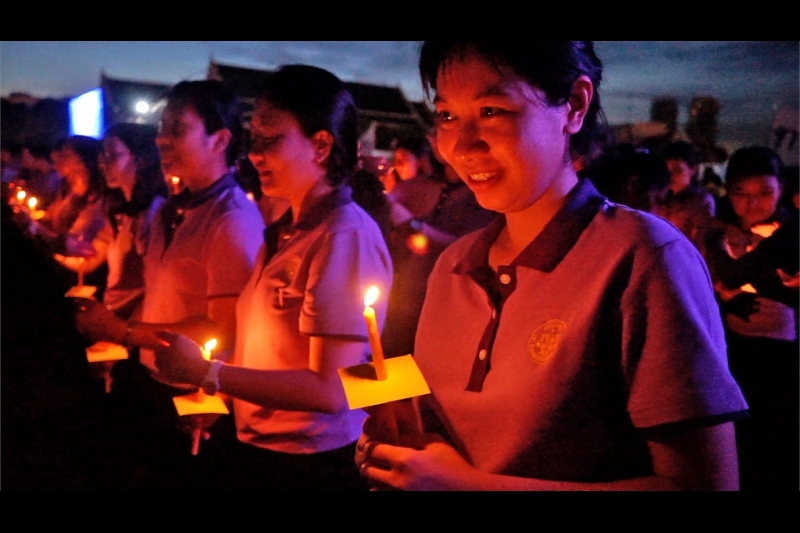 สตง.ร่วมริ้วขบวนอัญเชิญเครื่องราชสักการะ และร่วมพิธีจุดเทียนถวายพระพรชัยมงคล 