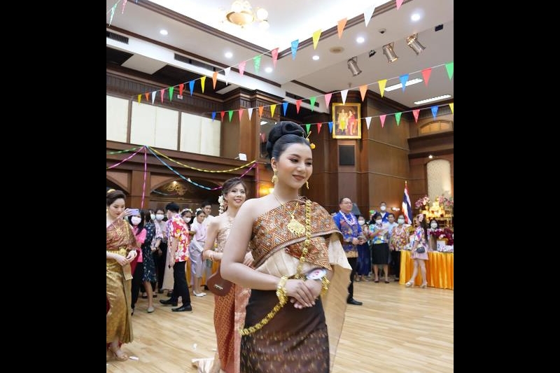 กิจกรรม สตง. 108 ปี สายใยผูกพัน สืบสานประเพณีสงกรานต์