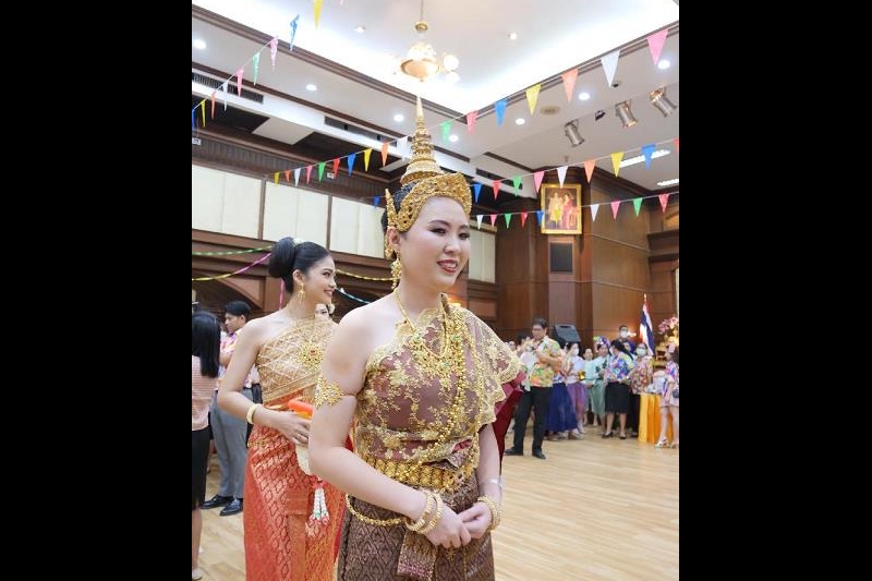 กิจกรรม สตง. 108 ปี สายใยผูกพัน สืบสานประเพณีสงกรานต์