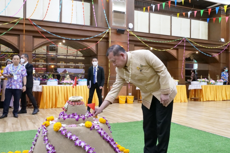 กิจกรรม สตง. 108 ปี สายใยผูกพัน สืบสานประเพณีสงกรานต์