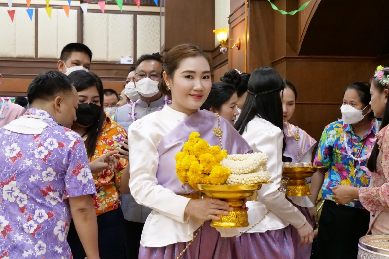 กิจกรรม สตง. 108 ปี สายใยผูกพัน สืบสานประเพณีสงกรานต์