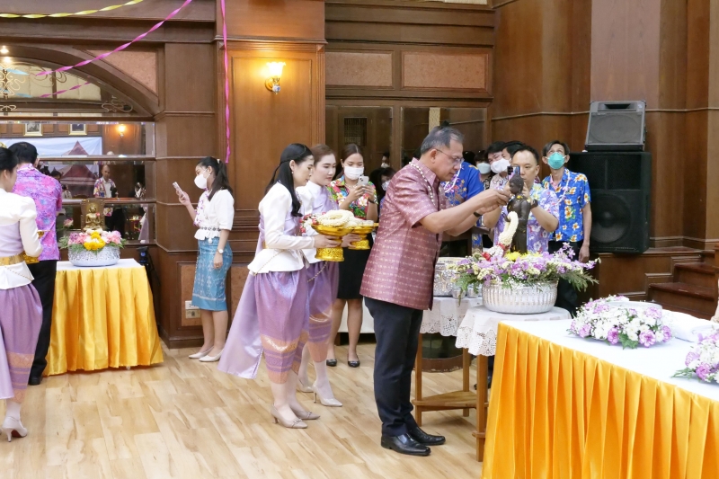 กิจกรรม สตง. 108 ปี สายใยผูกพัน สืบสานประเพณีสงกรานต์