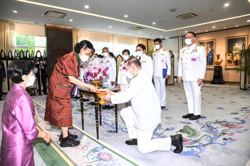 สมเด็จพระกนิษฐาธิราชเจ้า กรมสมเด็จพระเทพรัตนราชสุดา ฯ สยามบรมราชกุมารี พระราชทานพระราชวโรกาสให้คณะกรรมการตรวจเงินแผ่นดิน ผู้ว่าก