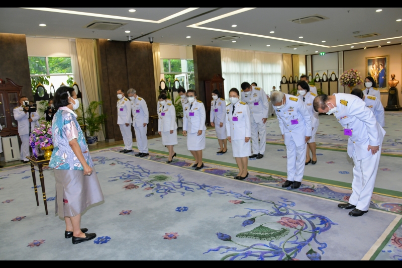 สมเด็จพระกนิษฐาธิราชเจ้า กรมสมเด็จพระเทพรัตนราชสุดา ฯ สยามบรมราชกุมารี พระราชทานพระราชวโรกาสให้คณะกรรมการตรวจเงินแผ่นดิน ผู้ว่าก