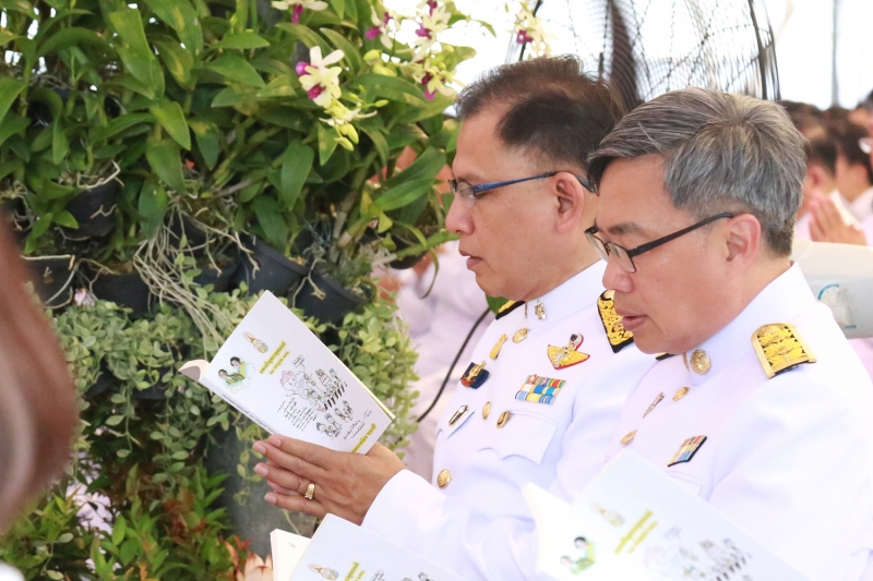 สวดมนต์ในพิธีมหามงคลบำเพ็ญพระราชกุศล