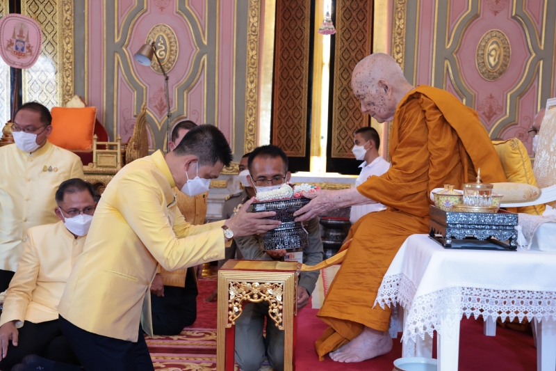 เนื่องในศุภมงคลสมัยที่ทรงเจริญพระชนมายุครบ 8 รอบ 