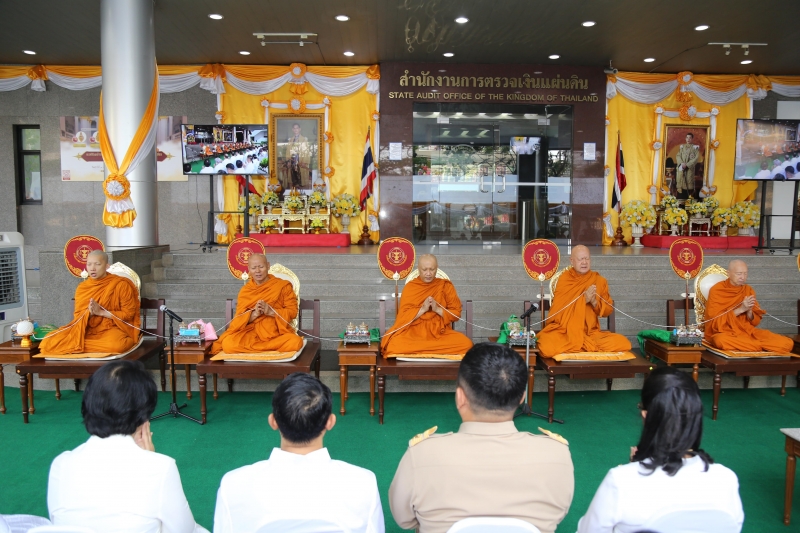 2567-02-09 พิธีเจริญพระพุทธมนต์สมโภชพระพุทธโสธร และบรรจุพระบรมสารีริกธาตุ