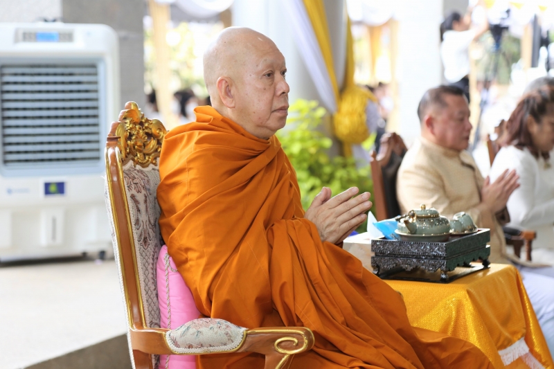 2567-02-09 พิธีเจริญพระพุทธมนต์สมโภชพระพุทธโสธร และบรรจุพระบรมสารีริกธาตุ