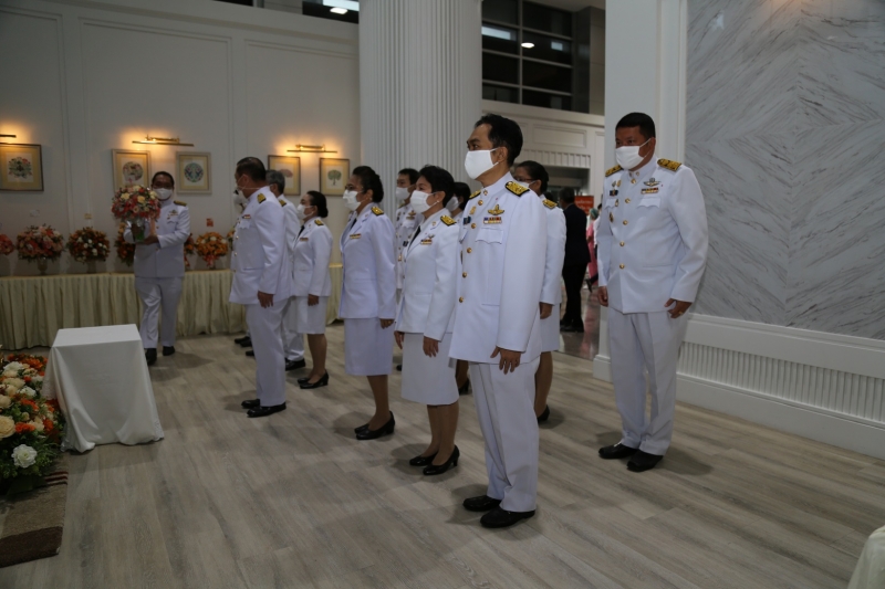  สตง. ถวายแจกันดอกไม้และลงนามถวายพระพรสมเด็จพระเจ้าน้องนางเธอ เจ้าฟ้าจุฬาภรณวลัยลักษณ์ อัครราชกุมารี กรมพระศรีสวางควัฒน วรขัตติย