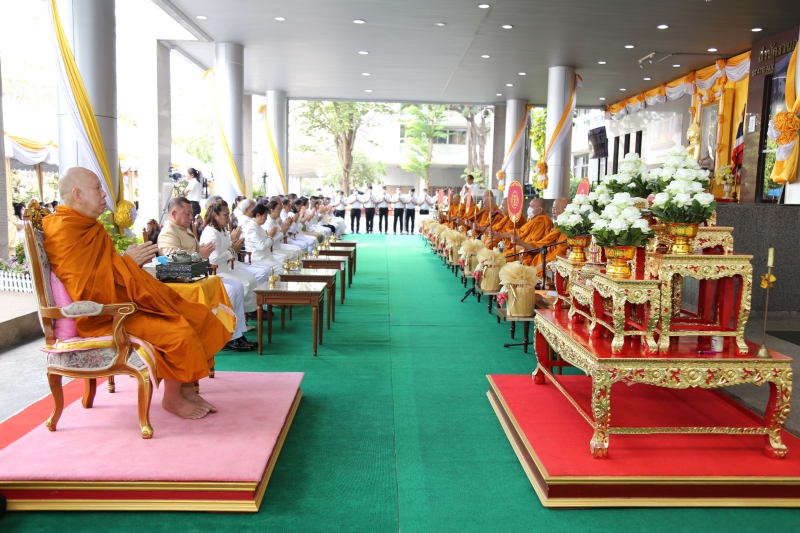 2567-02-09 พิธีเจริญพระพุทธมนต์สมโภชพระพุทธโสธร และบรรจุพระบรมสารีริกธาตุ