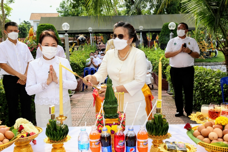 พิธีบวงสรวงดวงพระวิญญาณสมเด็จพระนเรศวรมหาราช ณ บริเวณวิหารสมเด็จพระนเรศวร วัดใหญ่ชัยมงคล จังหวัดพระนครศรีอยุธยา