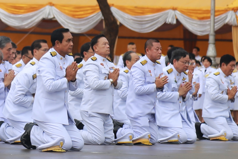 พิธีทำบุญตักบาตร พิธีถวายบังคมและวางพวงมาลา เนื่องในวันปิยมหาราช พุทธศักราช 2561
