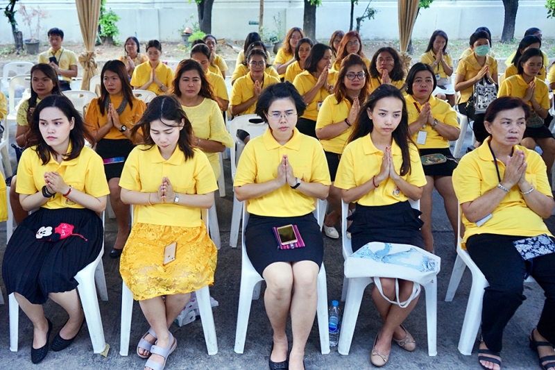 พิธีทำบุญตักบาตรข้าวสารอาหารแห้ง เดือนพฤษภาคม 2562