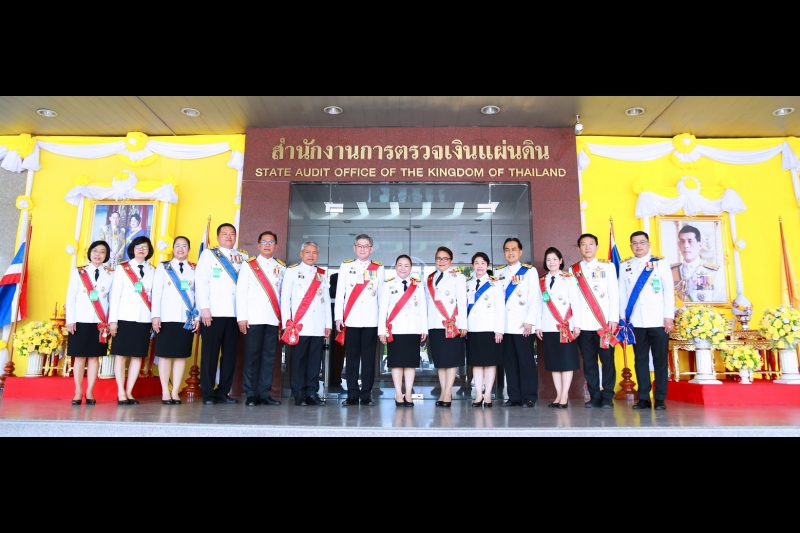 เฝ้าทูลละอองธุลีพระบาทในการพระราชพิธีบรมราชาภิเษก  พุทธศักราช 2562