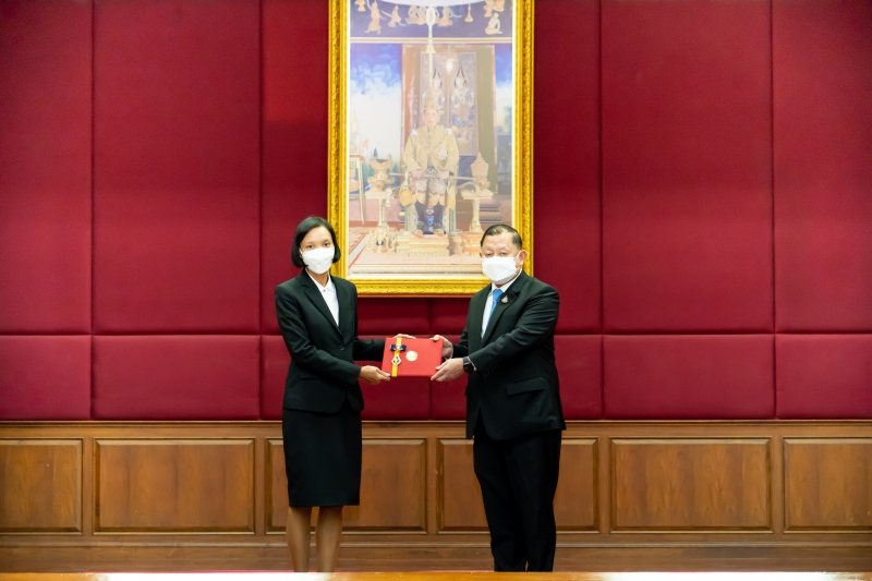 พิธีมอบประกาศนียบัตร โครงการพัฒนานักบริหารการตรวจเงินแผ่นดินระดับสูง (นตส.) รุ่นที่ 11 ณ สำนักงานการตรวจเงินแผ่นดิน