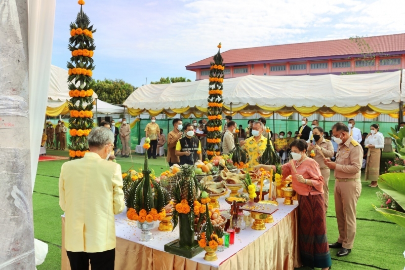 พิธีวางศิลาฤกษ์อาคารสำนักงานและอาคารชุดพักอาศัย สำนักตรวจเงินแผ่นดินจังหวัดปราจีนบุรี