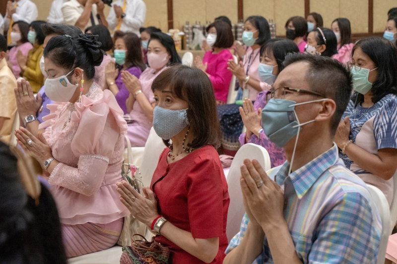 พิธีเจริญพระพุทธมนต์เพื่อความเป็นสวัสดิมงคล เนื่องในเทศกาลขึ้นปีใหม่ไทย (วันสงกรานต์) พุทธศักราช 2564