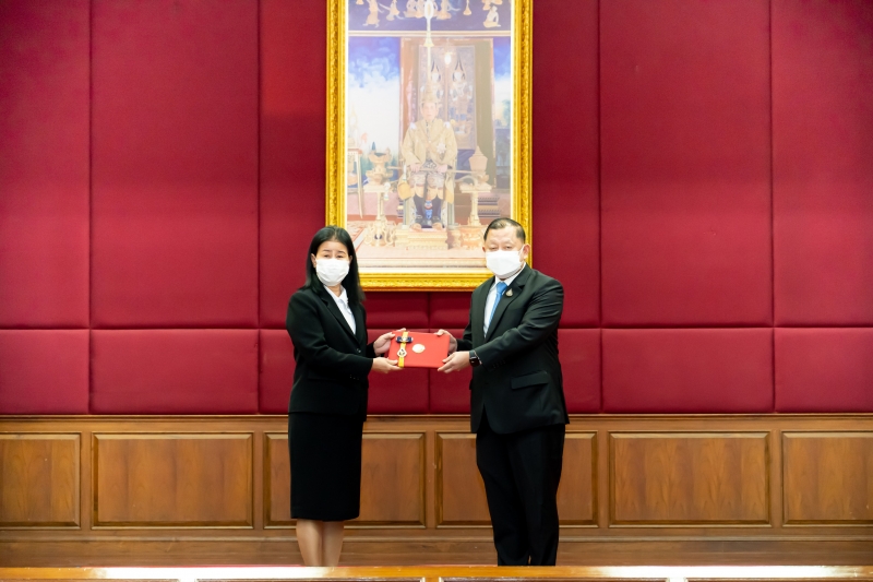 พิธีมอบประกาศนียบัตร โครงการพัฒนานักบริหารการตรวจเงินแผ่นดินระดับสูง (นตส.) รุ่นที่ 11 ณ สำนักงานการตรวจเงินแผ่นดิน