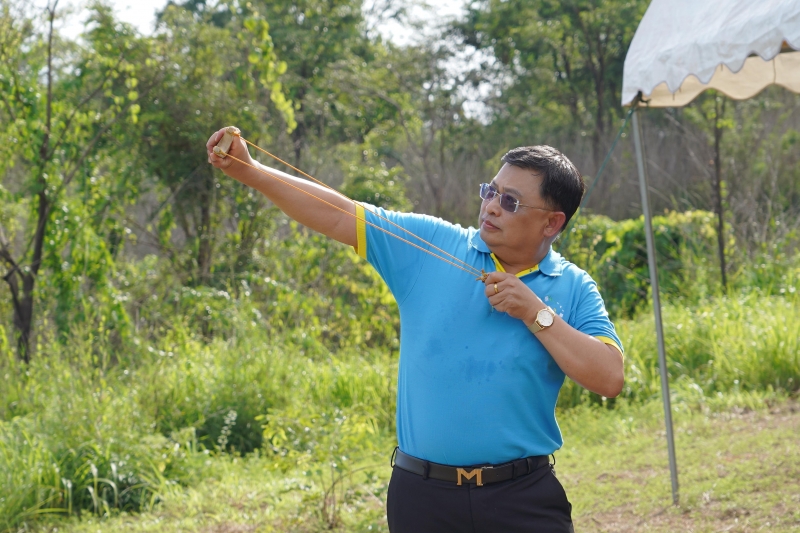 ทำบุญตักบาตรข้าวสารอาหารแห้ง