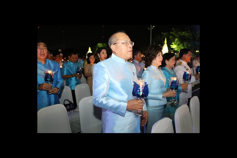 พิธีจุดเทียนชัยถวายพระพรในวันแม่ 12 สิงหาคม 2560