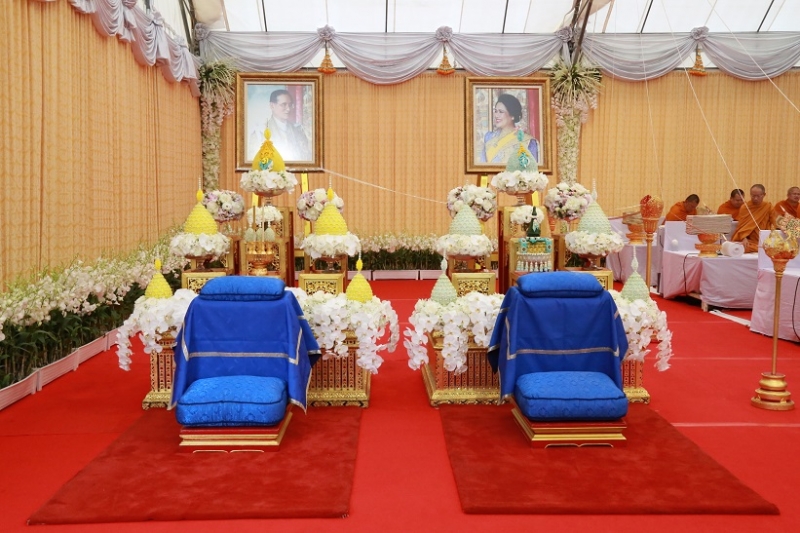 พิธีมหามงคลเจริญพระพุทธมนต์ และถวายพระพรชัยมงคล