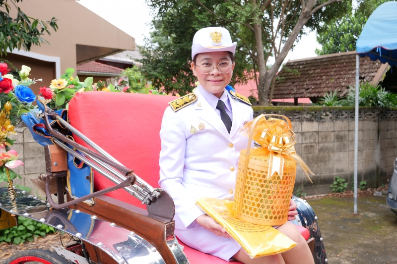 พิธีสวดพระพุทธมนต์และทำบุญตักบาตร