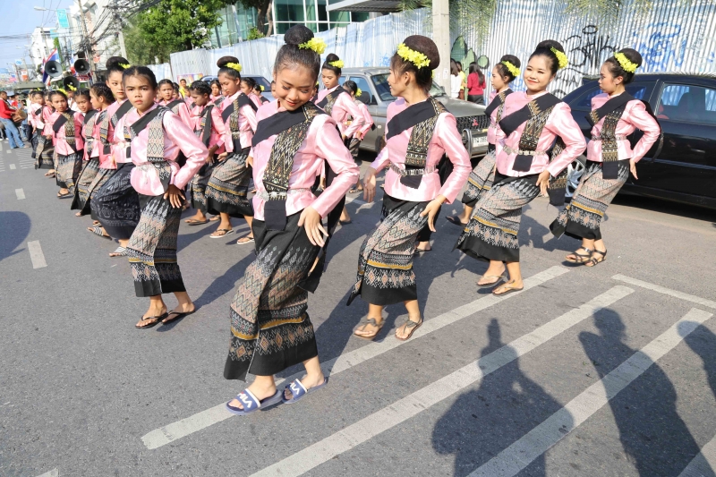 พิธีเจริญพระพุทธมนต์สมโภชผ้าพระกฐินพระราชทาน ประจำปี 2562 โดย สำนักงานการตรวจเงินแผ่นดิน ณ วัดหนองแวง พระอารามหลวง ตำบลในเมือง