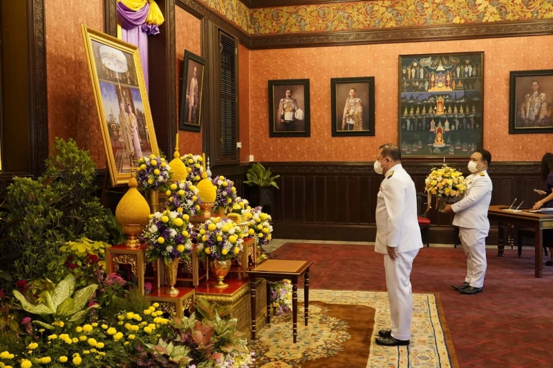 ลงนามถวายพระพร