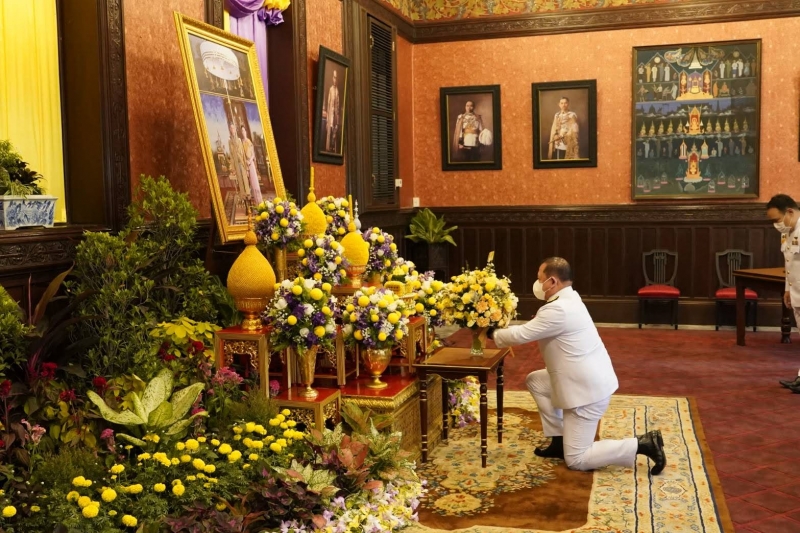 ลงนามถวายพระพร
