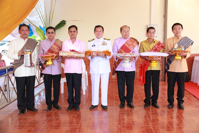 ประธานคณะกรรมการตรวจเงินแผ่นดิน ผู้ว่าการตรวจเงินแผ่นดิน คณะผู้บริหาร ร่วมถ่ายภาพ