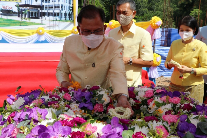 พิธีวางศิลาฤกษ์อาคารที่ทำการและอาคารชุดพักอาศัย สำนักตรวจเงินแผ่นดินจังหวัดนครนายก