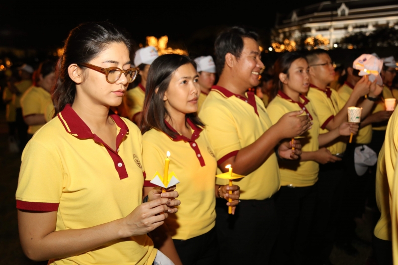 สตง.ร่วมเดินริ้วขบวนอัญเชิญเครื่องราชสักการะและร่วมพิธีจุดเทียนถวายพระพรชัยมงคลเนื่องในโอกาสวันเฉลิมพระชนมพรรษาพระบาทสมเด็จพระเจ