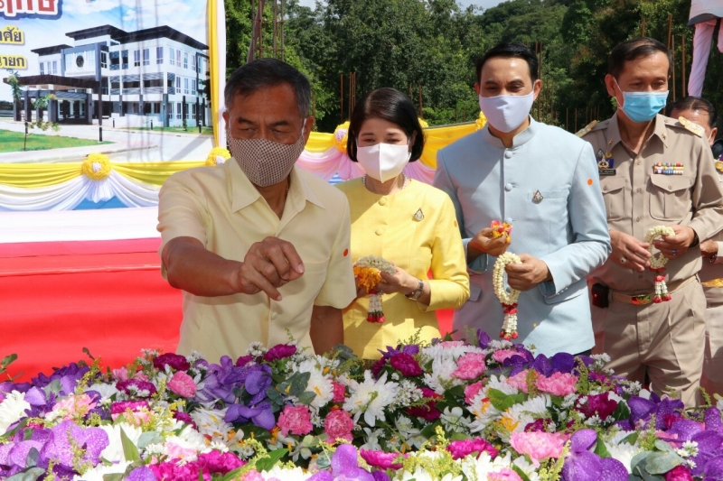 พิธีวางศิลาฤกษ์อาคารที่ทำการและอาคารชุดพักอาศัย สำนักตรวจเงินแผ่นดินจังหวัดนครนายก