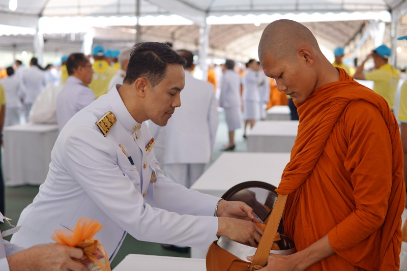 พิธีบำเพ็ญกุศลและกิจกรรมน้อมรำลึกเนื่องในวันคล้ายวันสวรรคตพระบาทสมเด็จพระบรมชนกาธิเบศร มหาภูมิพลอดุลเดชมหาราช บรมนาถบพิตร