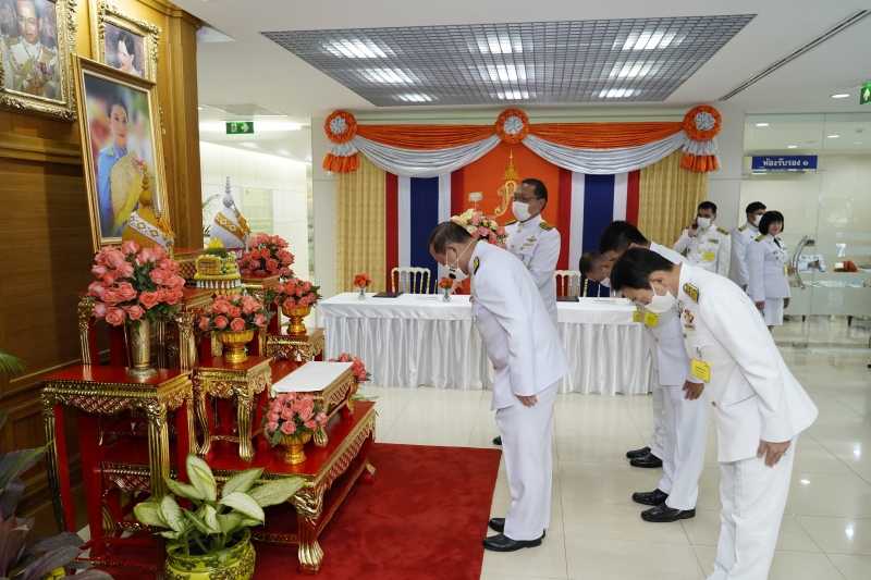 สำนักงานการตรวจเงินแผ่นดินถวายแจกันดอกไม้และลงนามถวายพระพรชัยมงคลสมเด็จพระเจ้าลูกเธอ เจ้าฟ้าพัชรกิติยาภา นเรนทิราเทพยวดี กรมหลวง