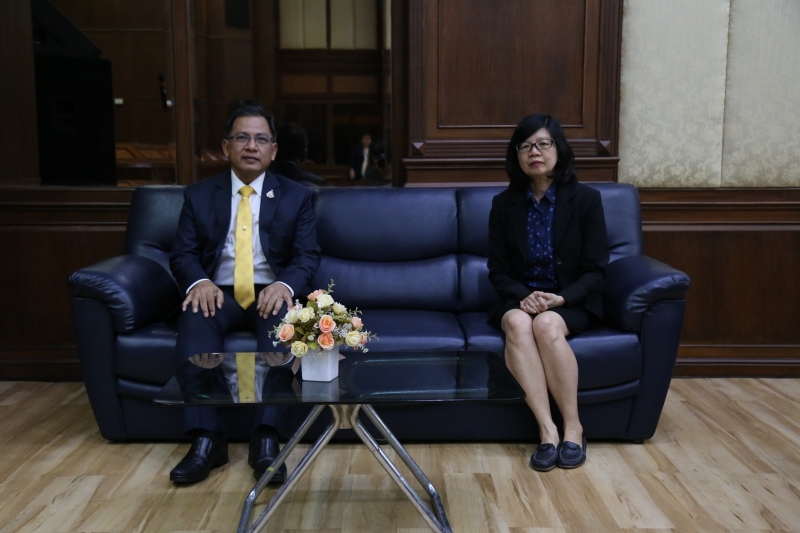 ข้าราชการที่ได้รับการบรรจุแต่งตั้งผู้สอบแข่งขันได้ 